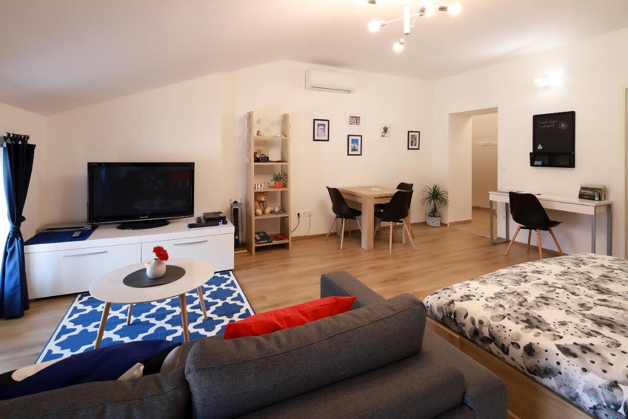 Sweet Loft Apartment "Blue" In Rijeka Center Екстер'єр фото